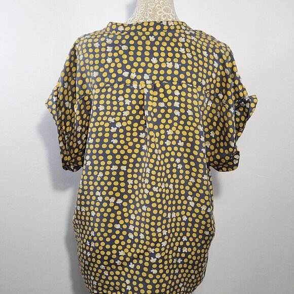CAbi Women's Size S 100% Silk Yellow Polka Dot Short Sleeve Boxy Button Up Top - Picture 10 of 16